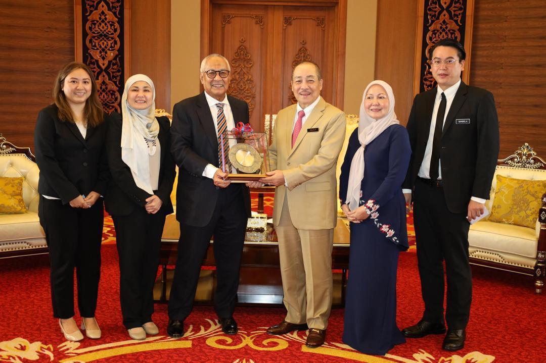 Courtesy Visit to The Honourable Datuk Seri Panglima Haji Hajiji bin Haji Noor, Chief Minister of Sabah